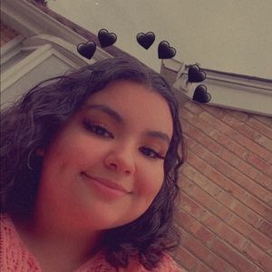 Meet your Posher, Isabel